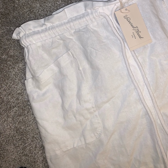 BRAND NWT Universal Threads White shorts size XXL - Picture 4 of 10